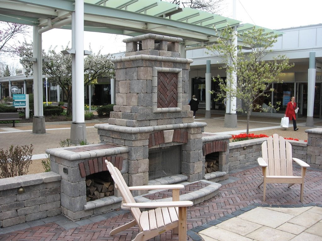 Outdoor commercial fireplace